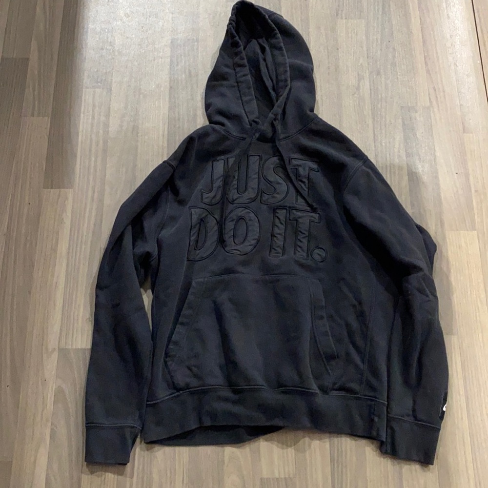 Nike sweatshirt